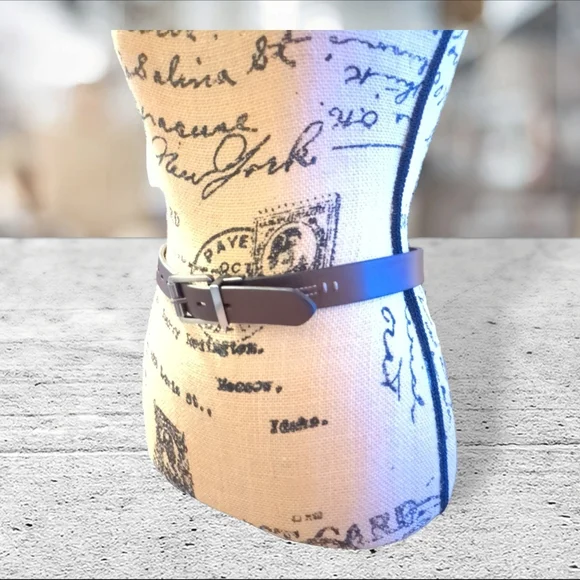 Levi's vegan reversible belt size 32 - Picture 2 of 11